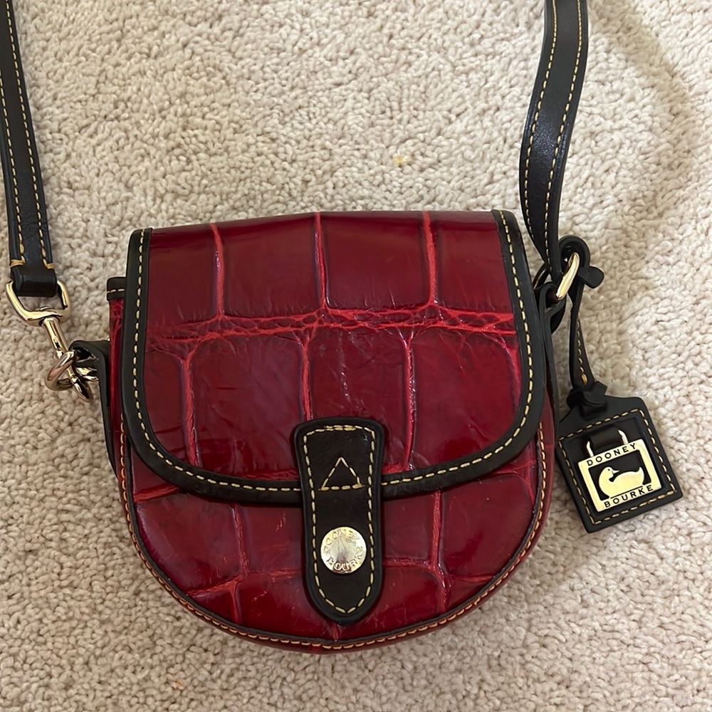 Dooney And Bourke Beautiful red Croco Mini Flap Crossbody
